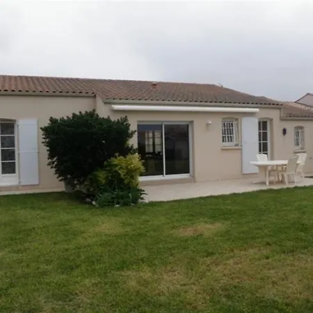 700m A Pied De La Plage Du Platin Villa